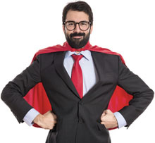 homme membre du conseil syndical en superman